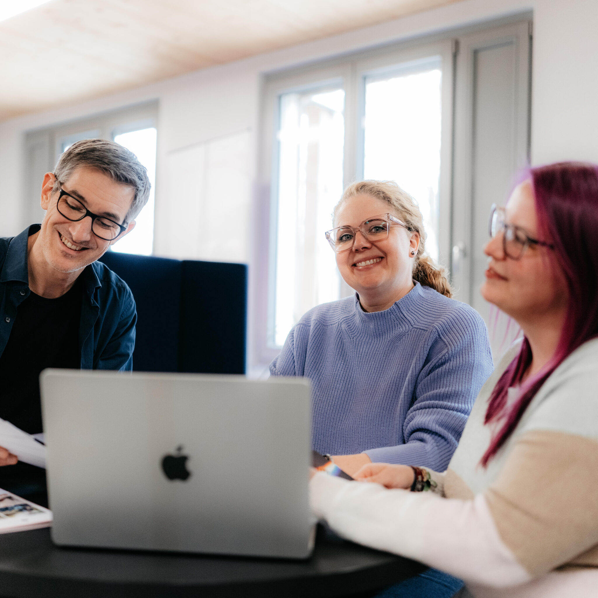 Team vollmone während der Besprechung, Vollmone Werbeagentur GmbH